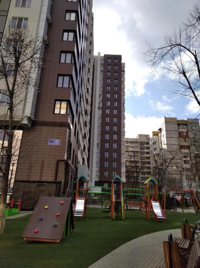Sky House Exclusive Apartments Kischinau Exterior foto
